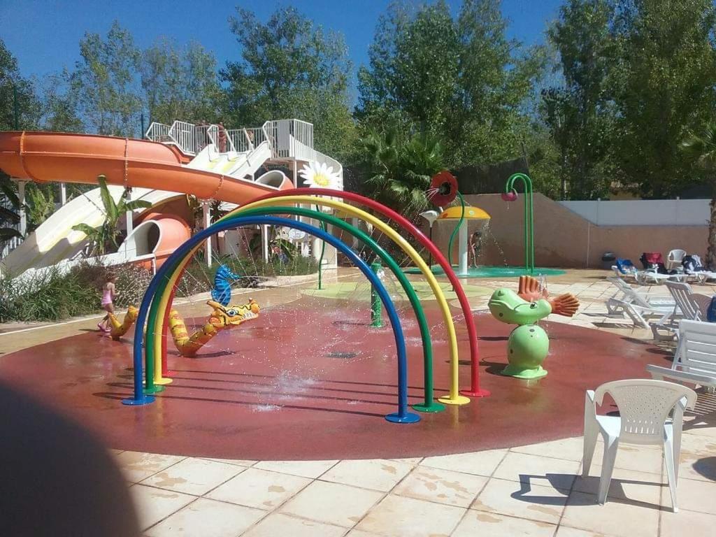 Hotel Camping Les Sables Du Midi Valras-Plage Exterior foto
